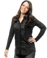 Mixing sheer, burnout design with a cool dip-dye print, this button-down top from Silver Jeans masters awesome style. Mixing sheer, burnout design with a cool dip-dye print, this button-down top from Silver Jeans masters awesome style.