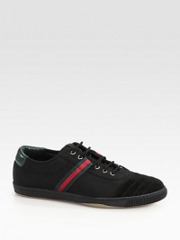 Low-top sneaker of canvas and suede with patent leather detail on back.Green/red/green signature web detailRubber soleMade in Italy Low-top sneaker of canvas and suede with patent leather detail on back.Green/red/green signature web detailRubber soleMade in Italy