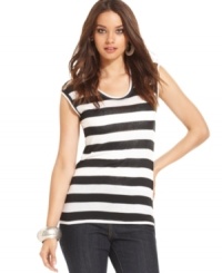 In graphic black & white stripes, this BCBGMAXAZRIA top is perfectly paired with all your fave bottoms! In graphic black & white stripes, this BCBGMAXAZRIA top is perfectly paired with all your fave bottoms!