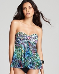Fly away to your exotic destination with this dreamy flyaway tankini top by Profile by Gottex, in an eyecatching, colorful print perfect for the tropics. Fly away to your exotic destination with this dreamy flyaway tankini top by Profile by Gottex, in an eyecatching, colorful print perfect for the tropics.
