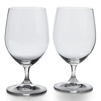 An elegant addition to your fine table setting in a well-crafted design from Riedel. An elegant addition to your fine table setting in a well-crafted design from Riedel.