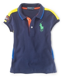 Our official limited edition US Open sleeveless polo shirt is rendered in breathable stretch cotton mesh and accented with an embroidered Big Pony and bold color-blocked panels. Our official limited edition US Open sleeveless polo shirt is rendered in breathable stretch cotton mesh and accented with an embroidered Big Pony and bold color-blocked panels.