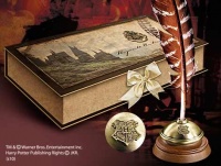 Hogwart's Writing Quill with Stand Hogwart's Writing Quill with Stand