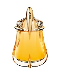 In 2005, Thierry Mugler unveiled a precious and fascinating amethyst stone that celebrated a mysterious goddess from elsewhere. Now, in 2012, a new solar goddess is born, revealing the supreme fragrance of extraordinary femininity.This rich, bewitching nectar is captured inside an everlasting drop of gold that radiates a divine mystical energy. ALIEN Essence Absolue is a modern and decadent interpretation of ALIEN that will indulge the solar goddess in every woman. In 2005, Thierry Mugler unveiled a precious and fascinating amethyst stone that celebrated a mysterious goddess from elsewhere. Now, in 2012, a new solar goddess is born, revealing the supreme fragrance of extraordinary femininity.This rich, bewitching nectar is captured inside an everlasting drop of gold that radiates a divine mystical energy. ALIEN Essence Absolue is a modern and decadent interpretation of ALIEN that will indulge the solar goddess in every woman.