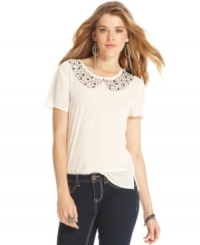 What's the hottest embellishment this season? Studs! Ultra Flirt uses the trend playfully on this top, sculpting a peter-pan collar that steals our hearts. What's the hottest embellishment this season? Studs! Ultra Flirt uses the trend playfully on this top, sculpting a peter-pan collar that steals our hearts.