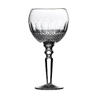 The Colleen Encore Collection by Waterford features a captivating array of ornate patterns formed by broad intersecting and vertical cuts that accentuate the brilliant clarity of fine crystal. The Colleen Encore Collection by Waterford features a captivating array of ornate patterns formed by broad intersecting and vertical cuts that accentuate the brilliant clarity of fine crystal.