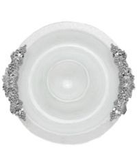 Polished aluminum grapes serve as handles and artful garnish on the Grape glass chip and dip. For an enticing presentation of simple snacks and appetizers. Polished aluminum grapes serve as handles and artful garnish on the Grape glass chip and dip. For an enticing presentation of simple snacks and appetizers.