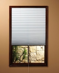Achim 54006101698 1-2-3 Shade Vinyl Room Darkening Temporary Pleated Shades Achim 54006101698 1-2-3 Shade Vinyl Room Darkening Temporary Pleated Shades