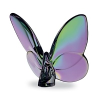 Whether as a place setting, a gift or a decorative item, the charming crystal lucky butterfly emanates a sense of happiness and hope. Whether as a place setting, a gift or a decorative item, the charming crystal lucky butterfly emanates a sense of happiness and hope.