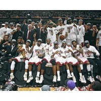 (8x10) Miami Heat Team Celebration Photo (8x10) Miami Heat Team Celebration Photo