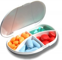 Pocket VitaCarry Pill Box w/4 Compartments Holds 16 Pills Pocket VitaCarry Pill Box w/4 Compartments Holds 16 Pills