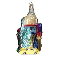 Show your love for NYC with this holiday tree ornament from Kurt Adler. Show your love for NYC with this holiday tree ornament from Kurt Adler.