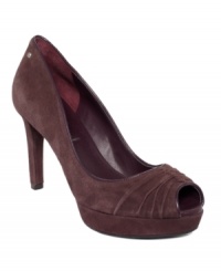 Elevate your everyday look with the trendy silhouette of the Janae ruched pumps by Rockport. The stylish platform is out in the open, but the ultra-comfortable padding is your little secret. Elevate your everyday look with the trendy silhouette of the Janae ruched pumps by Rockport. The stylish platform is out in the open, but the ultra-comfortable padding is your little secret.