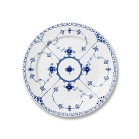 The elegant Blue Fluted Half Lace collection was launched in 1775. The Blue Fluted pattern offers much more than a dinner service. It also includes a large selection of striking accessories that will be enjoyed by anyone with an affinity for classic design. The elegant Blue Fluted Half Lace collection was launched in 1775. The Blue Fluted pattern offers much more than a dinner service. It also includes a large selection of striking accessories that will be enjoyed by anyone with an affinity for classic design.