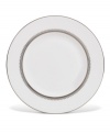 Lend subtle contrast to the modern romantic sensibility of Vera Wang's Grosgrain dinnerware and dishes collection with this lovely accent plate.