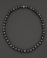 Naturally multicolored Tahitian pearls lend a stunning look to this timeless Tara Pearls necklace. Naturally multicolored Tahitian pearls lend a stunning look to this timeless Tara Pearls necklace.