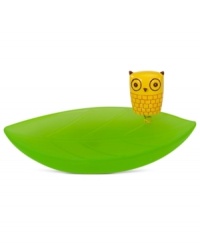 Hoo says owls only come out at night? Wise up to the new look in bath with the Give a Hoot soap dish, featuring a whimsical owl in a palette that's just right, morning or midnight. Hoo says owls only come out at night? Wise up to the new look in bath with the Give a Hoot soap dish, featuring a whimsical owl in a palette that's just right, morning or midnight.