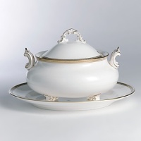 A simple gold pattern of tiny diamonds set in a finely drawn gold border gives an elegantly modern appearance. From morning coffee to a full dinner to a full dinner setting setting Carlton Gold is ideal for today's dining styles. A simple gold pattern of tiny diamonds set in a finely drawn gold border gives an elegantly modern appearance. From morning coffee to a full dinner to a full dinner setting setting Carlton Gold is ideal for today's dining styles.