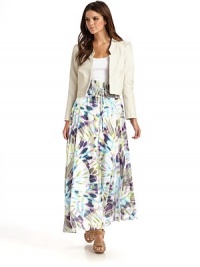 THE LOOKNotch lapel Open style Long sleeves Front slash pockets Shoulder pads Notched center back hem Snakeskin texture Fully linedTHE FITCropped, boxy fit About 19 from shoulder to hemTHE MATERIALJacket: Leather Bodice Lining: Polyester Arm Lining: Cotton satinCARE & ORIGINDry clean Imported THE LOOKNotch lapel Open style Long sleeves Front slash pockets Shoulder pads Notched center back hem Snakeskin texture Fully linedTHE FITCropped, boxy fit About 19 from shoulder to hemTHE MATERIALJacket: Leather Bodice Lining: Polyester Arm Lining: Cotton satinCARE & ORIGINDry clean Imported