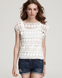 Quotation: 525 America Sweater - Novelty Crochet Lace Quotation: 525 America Sweater - Novelty Crochet Lace