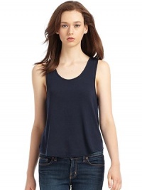 THE LOOKScoop necklineSleevelessCurved hemLonger back hemTHE FITAbout 26 from shoulder to longest point of hemTHE MATERIAL67% polyester/29% rayon/4% spandexCARE & ORIGINHand washImported THE LOOKScoop necklineSleevelessCurved hemLonger back hemTHE FITAbout 26 from shoulder to longest point of hemTHE MATERIAL67% polyester/29% rayon/4% spandexCARE & ORIGINHand washImported