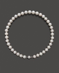 14 Kt. White Gold and White South Sea Pearl Necklace, 17 14 Kt. White Gold and White South Sea Pearl Necklace, 17