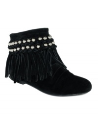 Indulge in the fringe benefits of the cute little Coral booties by Rebels. Two layers of round metallic studs makes the fringe detailing on this pair really pop. Indulge in the fringe benefits of the cute little Coral booties by Rebels. Two layers of round metallic studs makes the fringe detailing on this pair really pop.