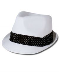 Dapper up your look with this patterned fedora from American Rag. Dapper up your look with this patterned fedora from American Rag.