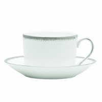 Silver Aster is an updated platinum banded pattern, with an iconic feathering detail. The pattern is a perfect blend of Wedgwood heritage and a contemporary design. Silver Aster is an updated platinum banded pattern, with an iconic feathering detail. The pattern is a perfect blend of Wedgwood heritage and a contemporary design.