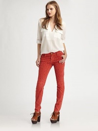 Dainty floral print updates these stretchy skinnies of velvety soft corduroy. THE FITSkinny fitMedium rise, about 8Inseam, about 30THE DETAILSButton closureZip flyFive-pocket style96% cotton/4% spandexHand washMade in USA of imported fabricModel shown is 5'10 (177cm) wearing US size 2. Dainty floral print updates these stretchy skinnies of velvety soft corduroy. THE FITSkinny fitMedium rise, about 8Inseam, about 30THE DETAILSButton closureZip flyFive-pocket style96% cotton/4% spandexHand washMade in USA of imported fabricModel shown is 5'10 (177cm) wearing US size 2.