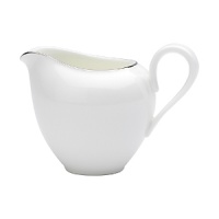 Designed by Giovanni Alessi Anghini, Villeroy & Boch's perennial favorite is updated with a thin rim of precious platinum. The subtle, round bone china forms have a surprisingly fresh modern feels when accented in platinum. Each meal will be a memorable one. Designed by Giovanni Alessi Anghini, Villeroy & Boch's perennial favorite is updated with a thin rim of precious platinum. The subtle, round bone china forms have a surprisingly fresh modern feels when accented in platinum. Each meal will be a memorable one.