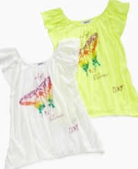 This unique DKNY tank has a sparkly graphic and a love NY summer logo. This unique DKNY tank has a sparkly graphic and a love NY summer logo.