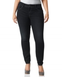 Snag a sleek casual look with Silver Jeans' plus size skinny jeans, finished by a dark wash. Snag a sleek casual look with Silver Jeans' plus size skinny jeans, finished by a dark wash.