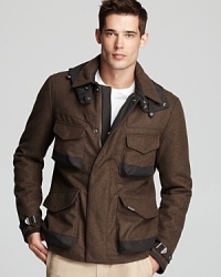 A uniquely constructed jacket built for your modern aesthetic with an eye on cold weather protection, featuring contrast reinforced panels at the hood, lower sleeve and pockets for a sharp presentation anywhere you venture. A uniquely constructed jacket built for your modern aesthetic with an eye on cold weather protection, featuring contrast reinforced panels at the hood, lower sleeve and pockets for a sharp presentation anywhere you venture.