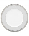 Bordered with delicate platinum flowers, the Lenox Bloomfield accent plate brings refreshing elegance to sure-to-be memorable occasions. Timeless bone china in pure white with a band of pewter complements just about any setting.