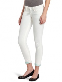 Levi's Juniors Low Demi Curve Seam Skinny 3/4-inch Levi's Juniors Low Demi Curve Seam Skinny 3/4-inch