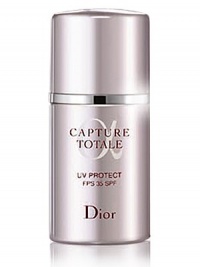 Maximize your protection from the sun's damaging UV rays with new Capture Totale Daily UV SPF 35, the extra defense you need plus Aminolumine to boost radiance dramatically. Ultra-light. Oil-free. Absorbs easily. Use under makeup or alone. 1.0 oz. Maximize your protection from the sun's damaging UV rays with new Capture Totale Daily UV SPF 35, the extra defense you need plus Aminolumine to boost radiance dramatically. Ultra-light. Oil-free. Absorbs easily. Use under makeup or alone. 1.0 oz.