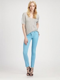 Super-sleek stretch denim reverses from an original wash to a leather-like finish.THE FITLegging-like fitMedium rise, about 7½Inseam, about 30THE DETAILSZip flyMock front pocketsBack patch pockets95% cotton/3% spandex/2% elasterellHand washMade in USA of imported fabricModel shown is 5'10½ (179cm) wearing US size 4. Super-sleek stretch denim reverses from an original wash to a leather-like finish.THE FITLegging-like fitMedium rise, about 7½Inseam, about 30THE DETAILSZip flyMock front pocketsBack patch pockets95% cotton/3% spandex/2% elasterellHand washMade in USA of imported fabricModel shown is 5'10½ (179cm) wearing US size 4.