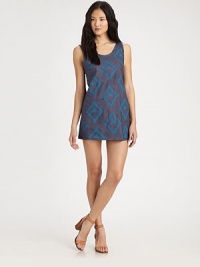 Screen-printed diamonds update this easy silk/cotton tunic cropped at the mid-thigh.ScoopneckSleevelessFront patch pocketsAbout 31 from shoulder to hem50% silk/50% cottonDry cleanMade in USA of imported fabricModel shown is 5'9 (175cm) wearing US size Small. Screen-printed diamonds update this easy silk/cotton tunic cropped at the mid-thigh.ScoopneckSleevelessFront patch pocketsAbout 31 from shoulder to hem50% silk/50% cottonDry cleanMade in USA of imported fabricModel shown is 5'9 (175cm) wearing US size Small.
