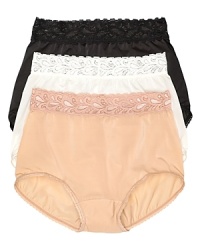 Basic, soft briefs with pretty lace trim along waistline. Basic, soft briefs with pretty lace trim along waistline.
