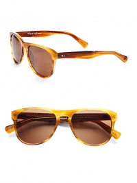 This unisex style features a vintage-inspired keyhole bridge and the signature temple logo plaque. Available in dark mahogany with green polar lens.Logo temples100% UV protectiveImported This unisex style features a vintage-inspired keyhole bridge and the signature temple logo plaque. Available in dark mahogany with green polar lens.Logo temples100% UV protectiveImported