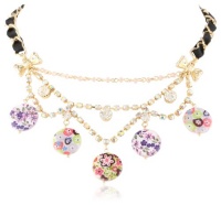 Betsey Johnson Mother of Pearl Flowers Mother of Pearl Flower Disc Necklace, 19 Betsey Johnson Mother of Pearl Flowers Mother of Pearl Flower Disc Necklace, 19