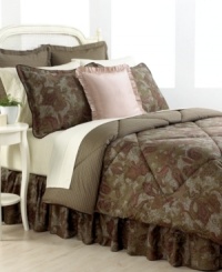 Accent your Lauren Ralph Lauren bed with the traditional distinction of a stately houndstooth European sham in soft, 300-thread count cotton sateen. Accent your Lauren Ralph Lauren bed with the traditional distinction of a stately houndstooth European sham in soft, 300-thread count cotton sateen.