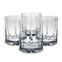 Tulipe's simple yet graceful lines make this crystal pattern a must-have! The set of four Double Old Fashions and Highballs are the perfect addition to any bar setting.