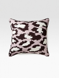Enlarged graphic animal pattern rendered in a signature DVF color adds a touch of the exotic to your home.20 squareCottonMachine washImported Enlarged graphic animal pattern rendered in a signature DVF color adds a touch of the exotic to your home.20 squareCottonMachine washImported