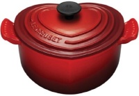 Le Creuset Enameled Cast-Iron 2-Quart Heart Casserole, Red Le Creuset Enameled Cast-Iron 2-Quart Heart Casserole, Red