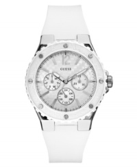 Freshen up your look with this sporty watch from GUESS. Freshen up your look with this sporty watch from GUESS.