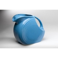 Peacock 28 Oz Small Disc Pitcher Peacock 28 Oz Small Disc Pitcher