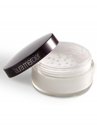 Laura created this lighter-than-air powder to set Secret Brightener, Secret Concealer and Secret Camouflage. Maximize wear and coverage while adding an invisible lightening boost. Laura created this lighter-than-air powder to set Secret Brightener, Secret Concealer and Secret Camouflage. Maximize wear and coverage while adding an invisible lightening boost.