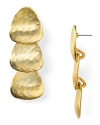 Strike gold with these hammered disc earrings from Kenneth Jay Lane, boasting layered gold chips. This pair shines after hours. Strike gold with these hammered disc earrings from Kenneth Jay Lane, boasting layered gold chips. This pair shines after hours.
